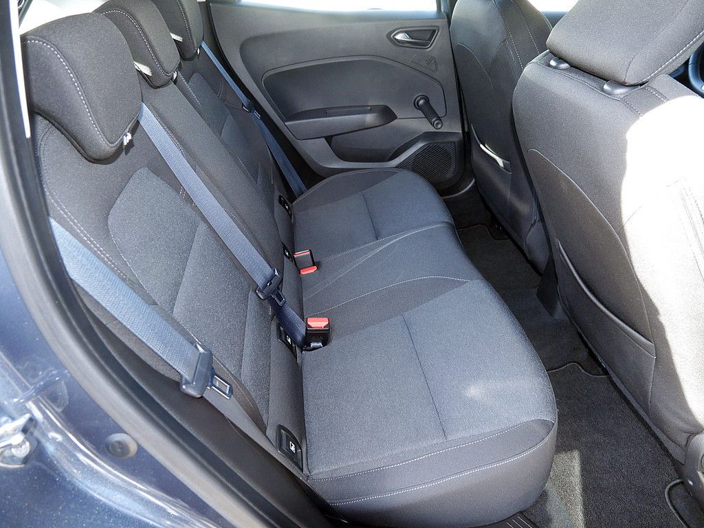 Fahrzeugabbildung Renault Clio Equilibre 1.0 KLIMA PDC LED SCHEINWERFER