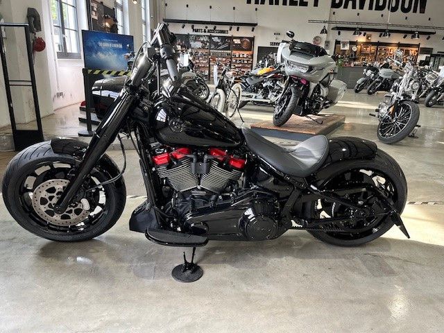 Fahrzeugabbildung Harley-Davidson FLFBS Fat Boy Custom Umbau Jekill u.v.m.