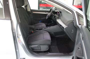 Volkswagen Golf - 8