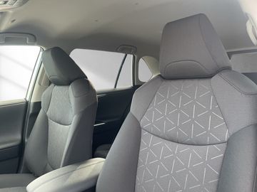 Toyota RAV 4 - 10