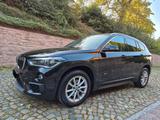 BMW X1 sDrive18i - Sportsitze, Navi uvm - BMW X1 von privat
