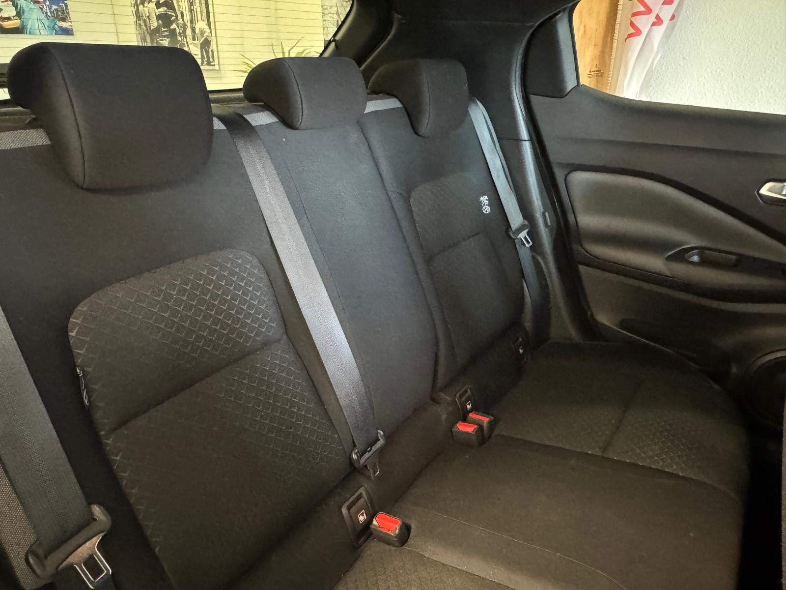 Fahrzeugabbildung Nissan Juke N-Connecta / WENIG KM/NAVI/KLIMA/GARANTIE