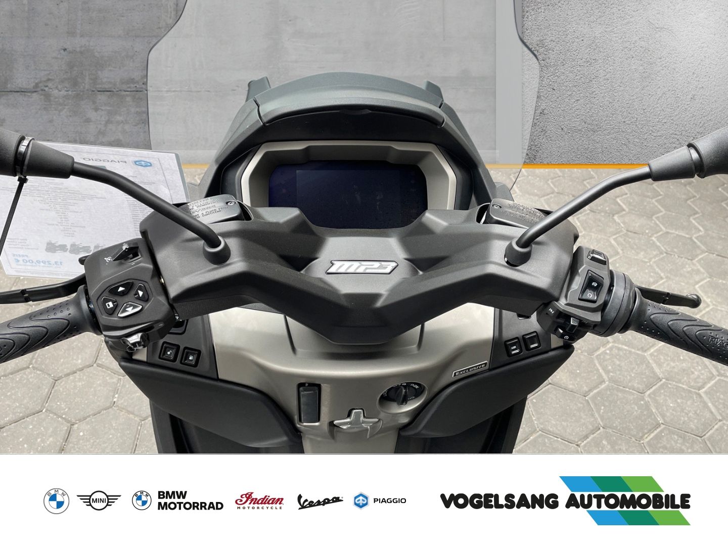 Fahrzeugabbildung Piaggio MP3 530 HPE Exclusive, Rückfahrhilfe / Kamera, T