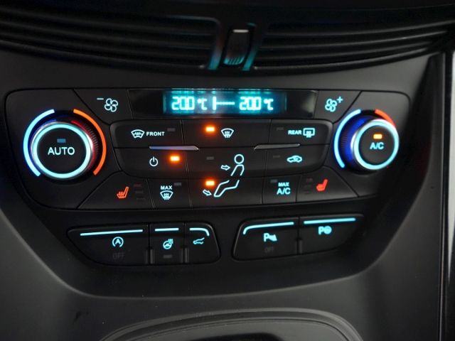 Kuga ST-LINE ECOBOOST AT 4X4+AHK+KEYLESS+SITZHEI