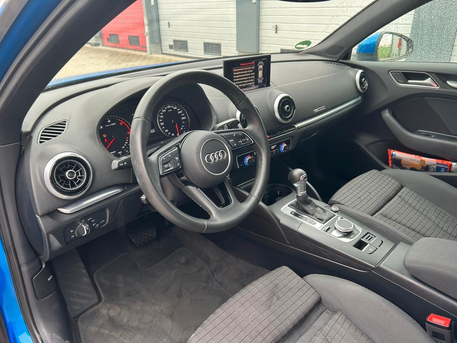 Audi A3 Sportback 35 TDI sport S-Tronic 2,0TDI XENON/ foto 23