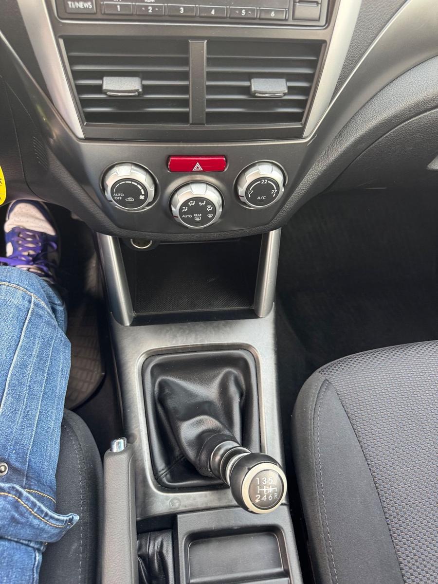 Subaru Forester 2011 — photo 15