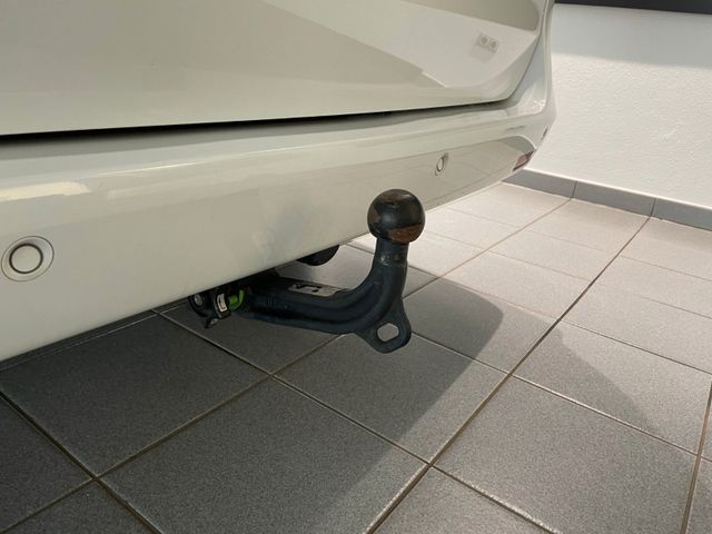 Fahrzeugabbildung Mercedes-Benz V 250 d Edition lang Marco Polo/Easy-Pack/AHK