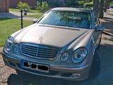 Mercedes-Benz E 240 4MATIC ELEGANCE Elegance - gebrauchte Mercedes-Benz E 240 aus dem Jahr 2004