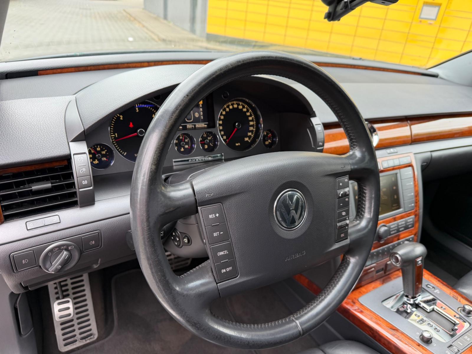Volkswagen Phaeton V6 TDI 4Motion/ TÜV NEU/ 8 Fach