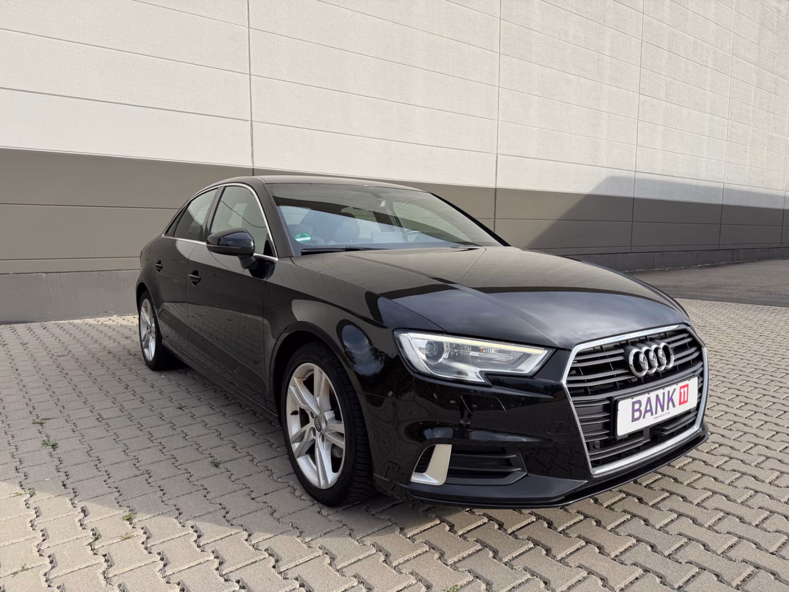 Audi A3 30 TDI Sport S-Tronic*LEDER*Schiebd.*TEMP*