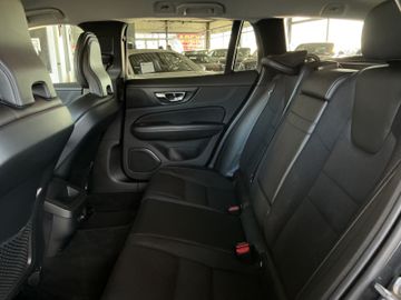 Volvo V60 - 12
