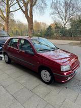 Renault Oldtimer Renault Clio I , TYP 057, Sparsam... - Renault Gebrauchtwagen von 1993