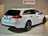 Opel Insignia A Sports Tourer Innovation 4x4°OPC-LINE - Opel Insignia: Innovation