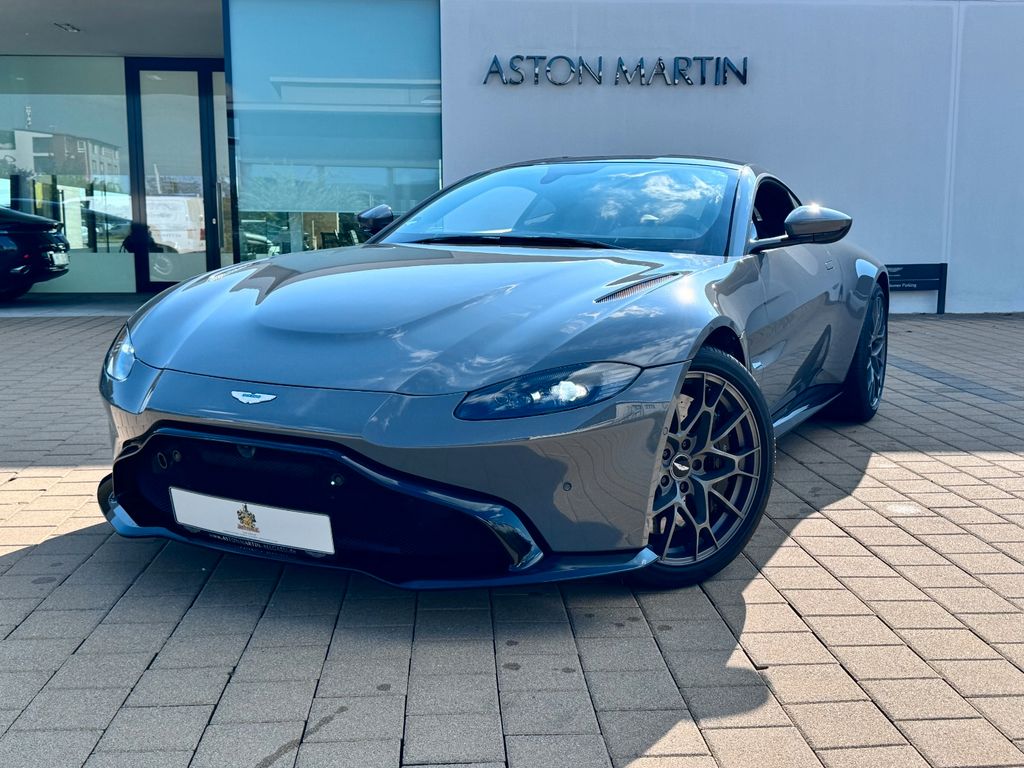 Aston Martin V8 Vantage