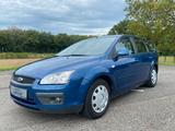 Ford Focus Turnier 1.6 Fun X Klimaauto Allwetter AHK - Ford Focus aus 2008: Turnier