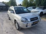 Hyundai Tucson 2.0 GLS 2WD*KLIMA*TÜV*GEPFLEGT* - gebrauchte Hyundai TUCSON aus dem Jahr 2009