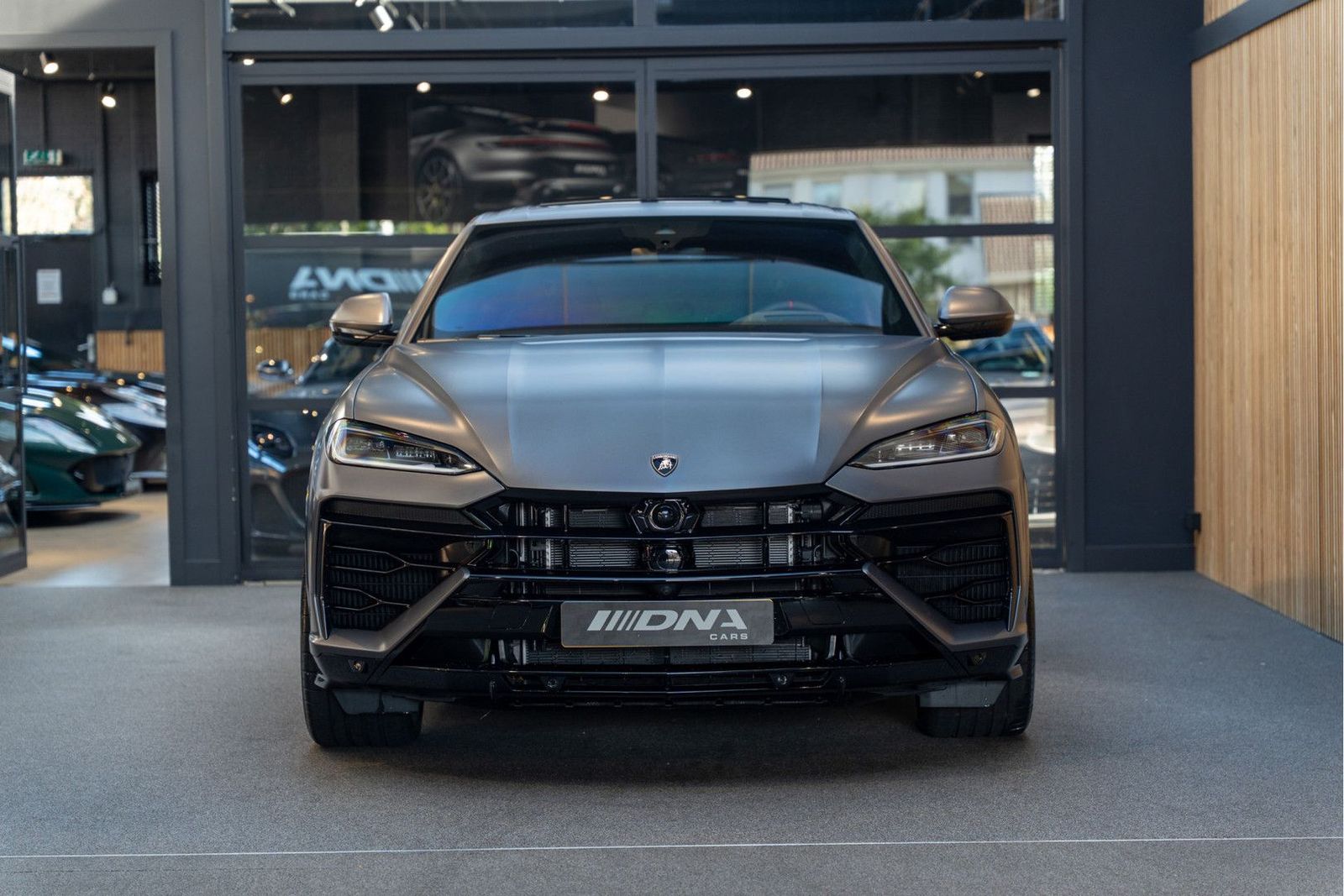 Lamborghini Urus SE Massage HUD B&O Advanced Full Matte PPF imagem 2