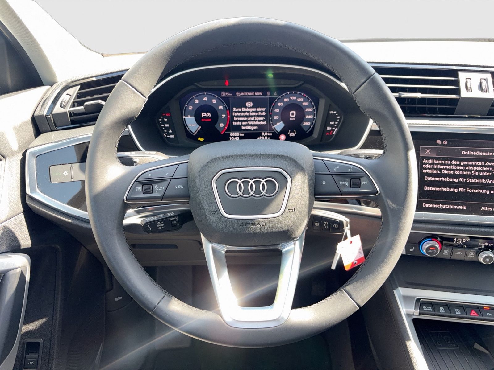 Audi Q3 Sportback 35TFSI S line Black ACC AHK Navi foto 10