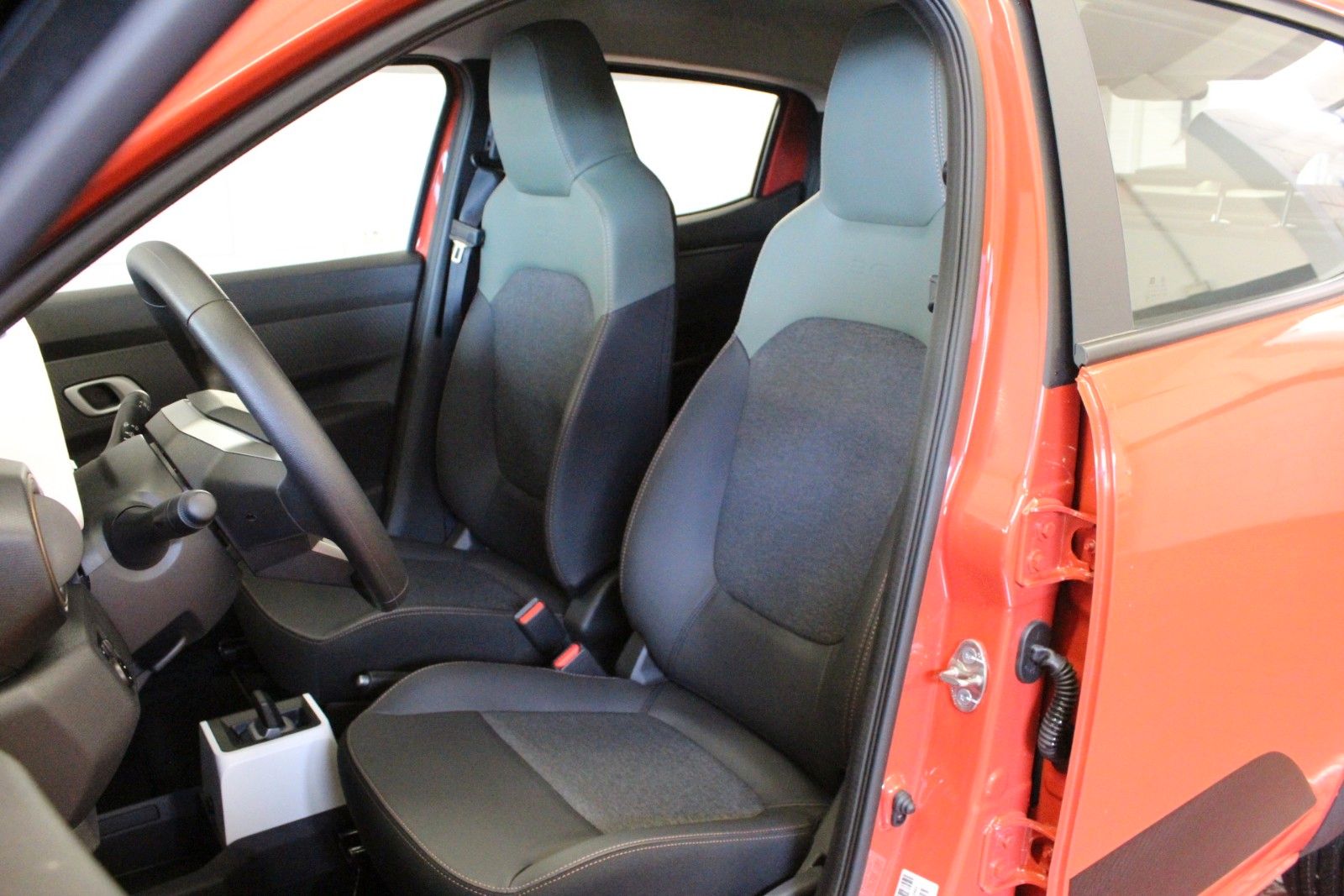 Fahrzeugabbildung Dacia Spring electric 100 Extreme