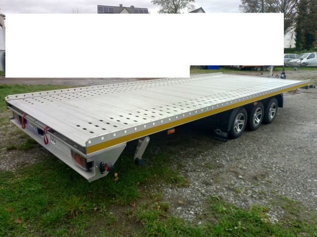 Blyss Autotransporter Silverstone Leergewicht 730KG