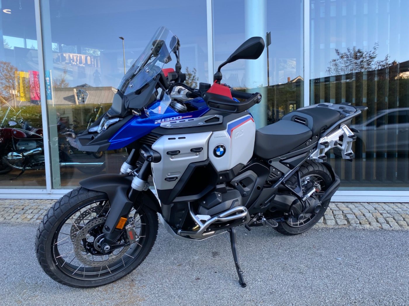 Fahrzeugabbildung BMW R 1300 GS Adventure Trophy