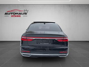 2019 AUDI A8 — фото 6