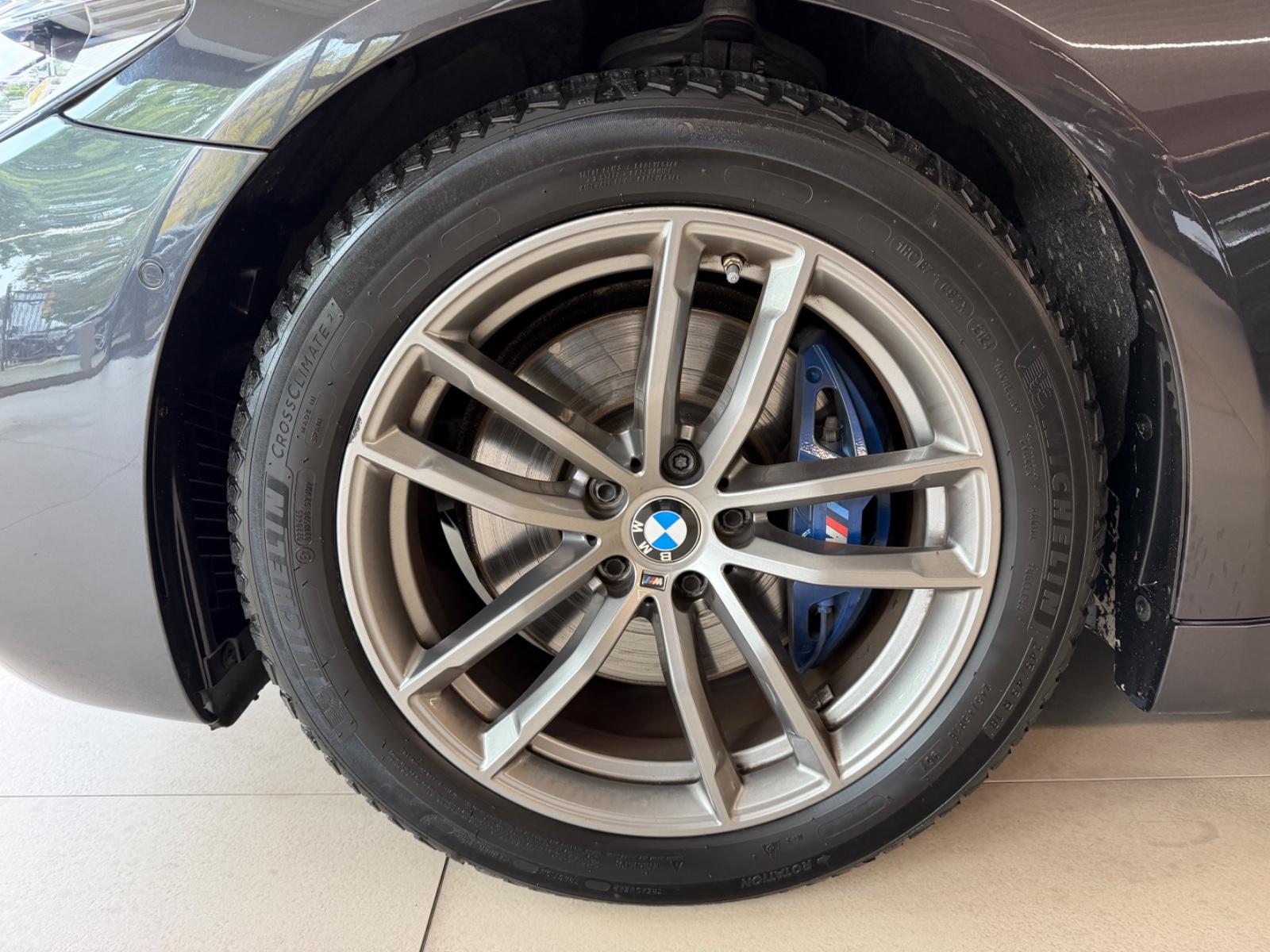 BMW 530d Touring xDrive M Sport Paket Head Up
