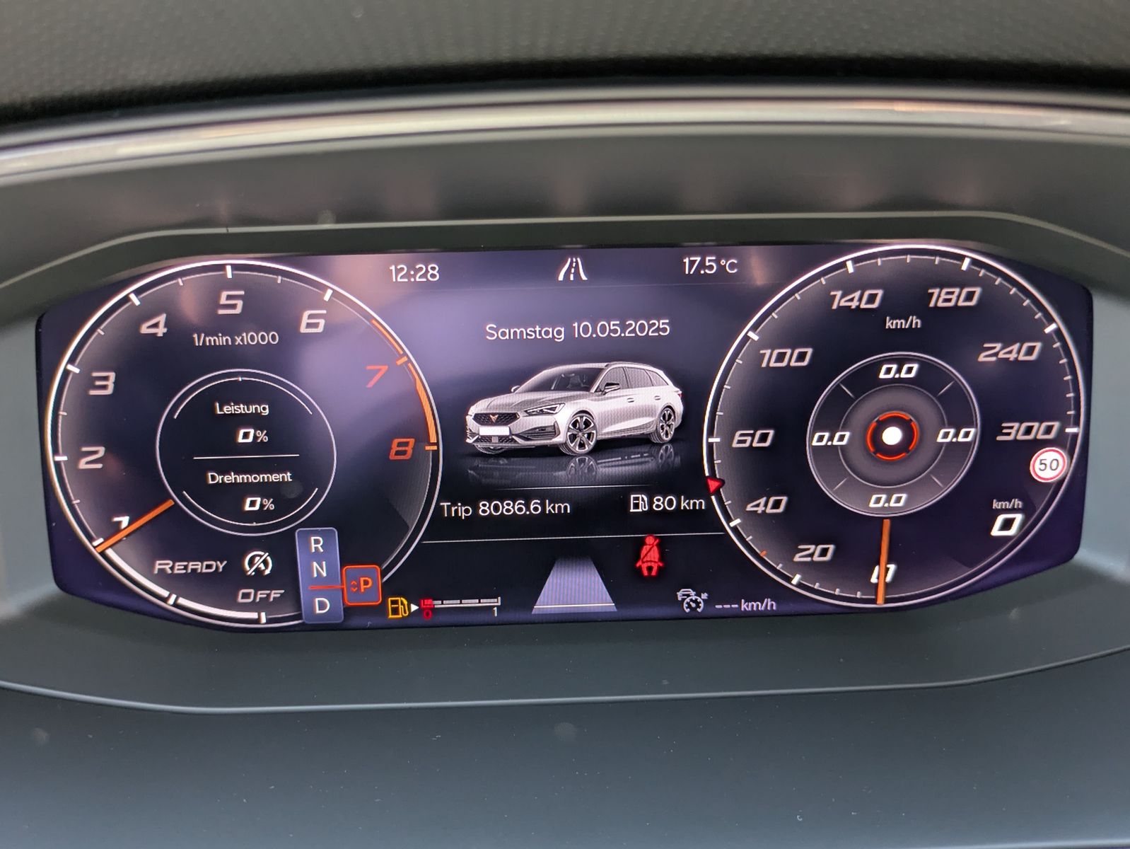 Fahrzeugabbildung CUPRA Leon 1.5 eTSI DSG MATRIX-LED*ACC*AHK*KAMERA*18"