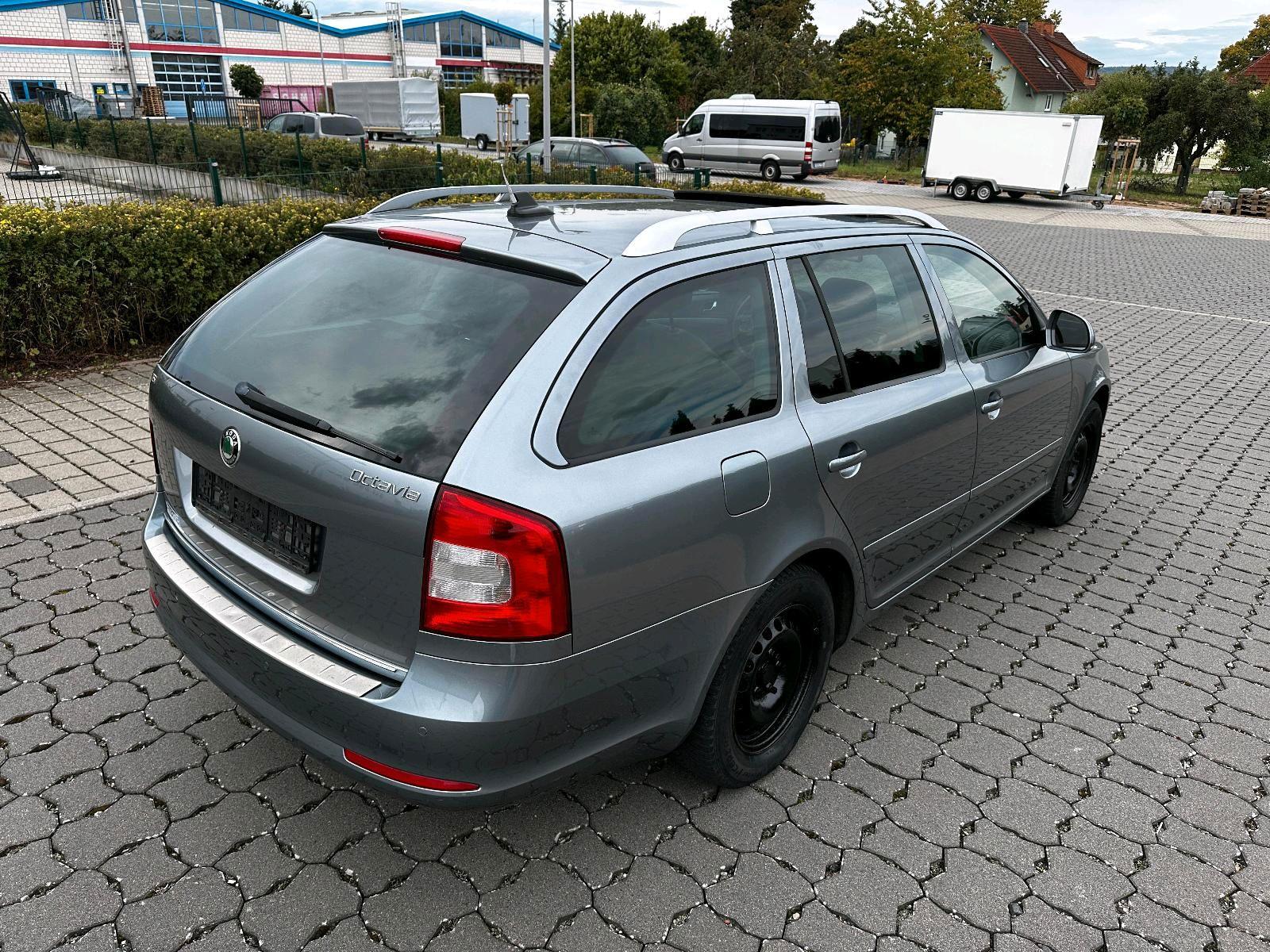 Skoda Octavia 2012 — photo 9