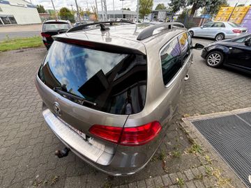 Volkswagen Passat Variant - 8