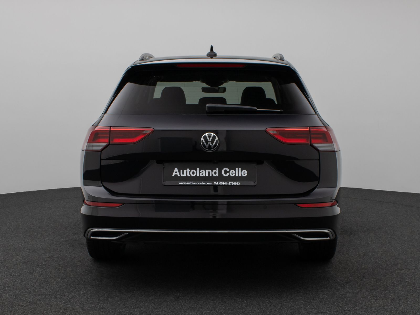 Fahrzeugabbildung Volkswagen Golf VIII Variant Style Kamera Massage AHK ACC