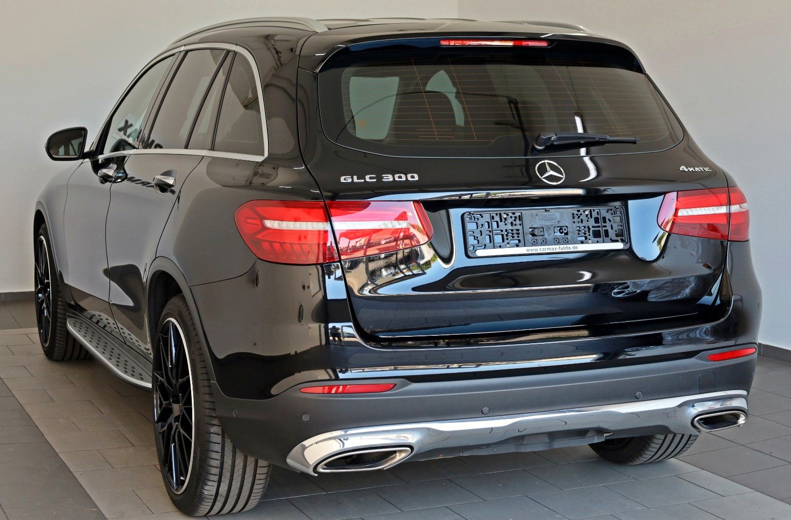 Fahrzeugabbildung Mercedes-Benz GLC 300 4M Exclusive AMG Int. TLeder,Navi,LED,SH