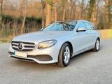 Mercedes-Benz E 220 d T Avantgarde Pano Multibeam Kamera ACC - Mercedes-Benz E 220 Gebrauchtwagen in Wiesbaden
