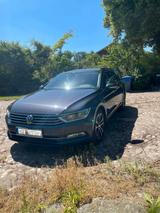 Volkswagen VW Passat Var. 2.0 TDI Comf. AHK Navi AID ACC