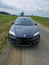 Renault Zum verkaufen - Renault Laguna aus 2011