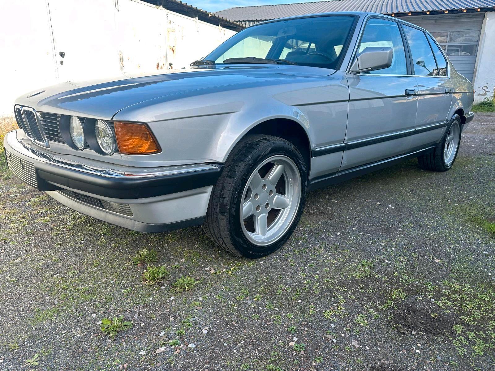 BMW 730