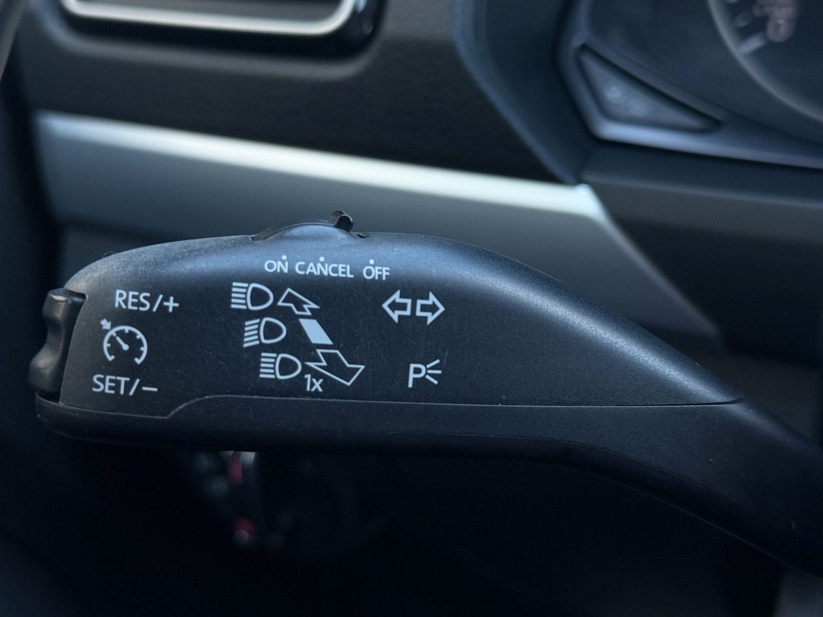 Fahrzeugabbildung Volkswagen Amarok 4Motion *Standheizung*AHK*Kamera*Bi-Xen*