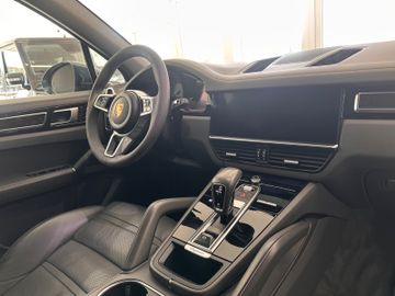 Porsche Cayenne - 9