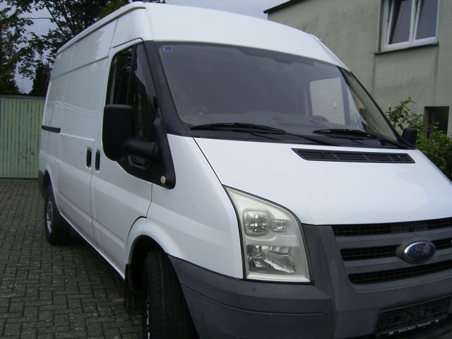 Ford Transit   Euro 5 Tüv 6/26  AHK 2800kg 1.Hand