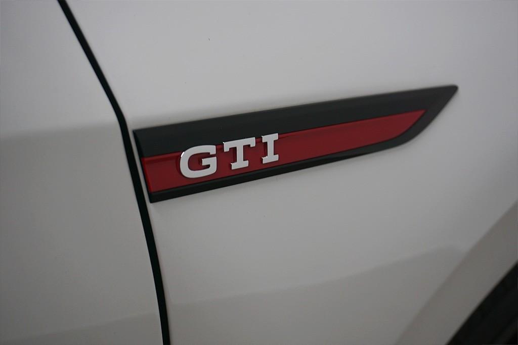 Volkswagen Golf 8 2.0TSI GTI DSG Virtual Pano Standh 19Zoll, миниатюра 5