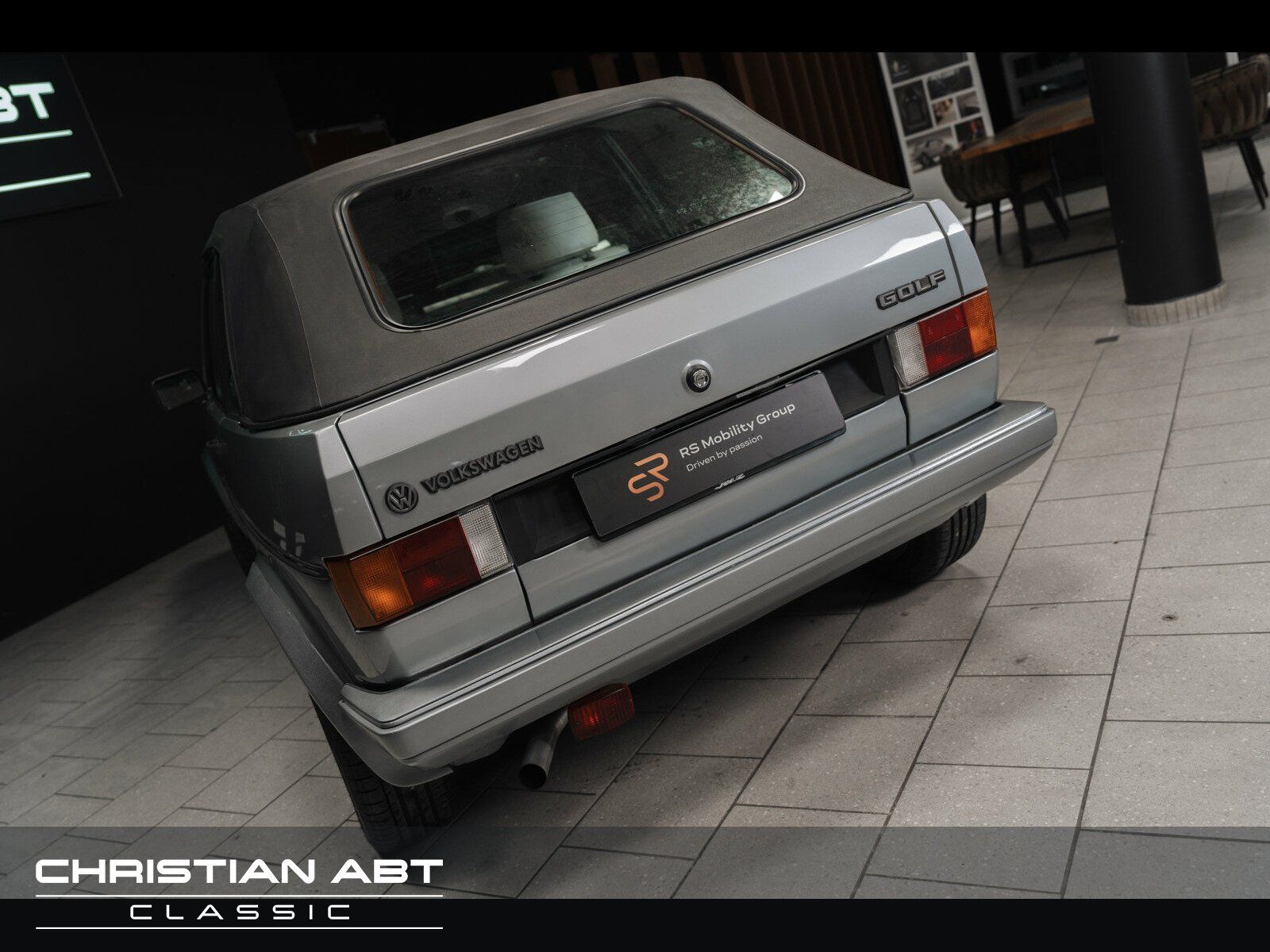 Fahrzeugabbildung Volkswagen Golf I Cabrio *NOTE 2* Cabriolet