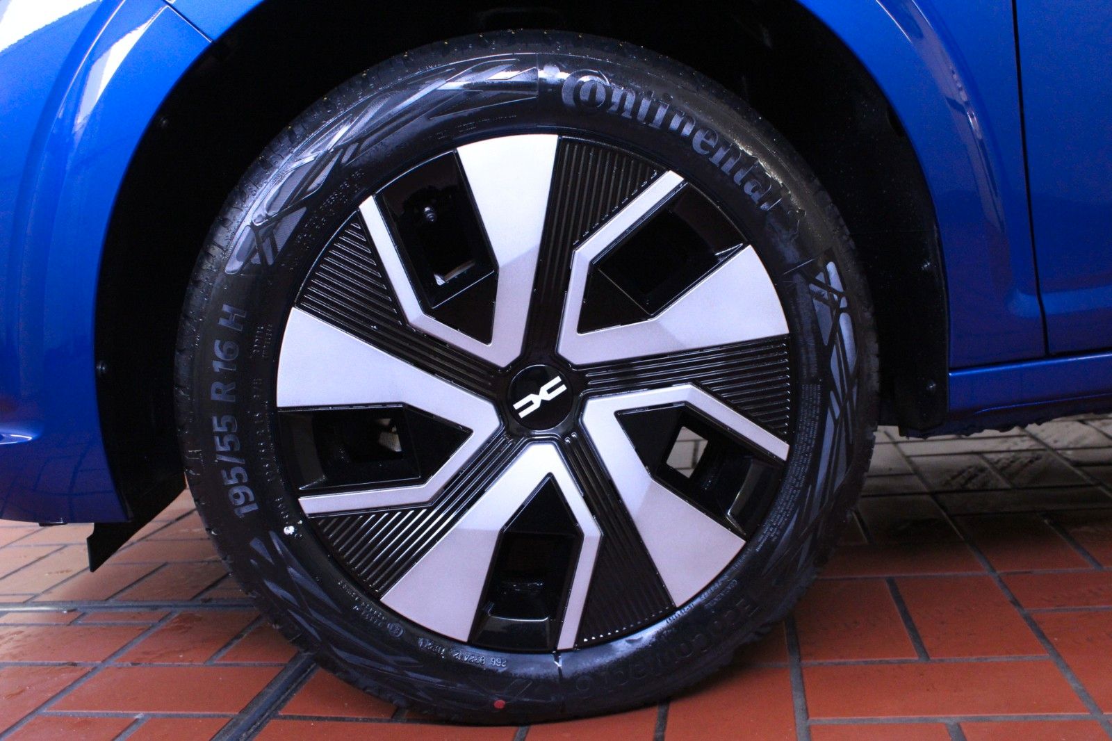 Fahrzeugabbildung Dacia Sandero TCe 90 Expression*Winterpaket*15625*