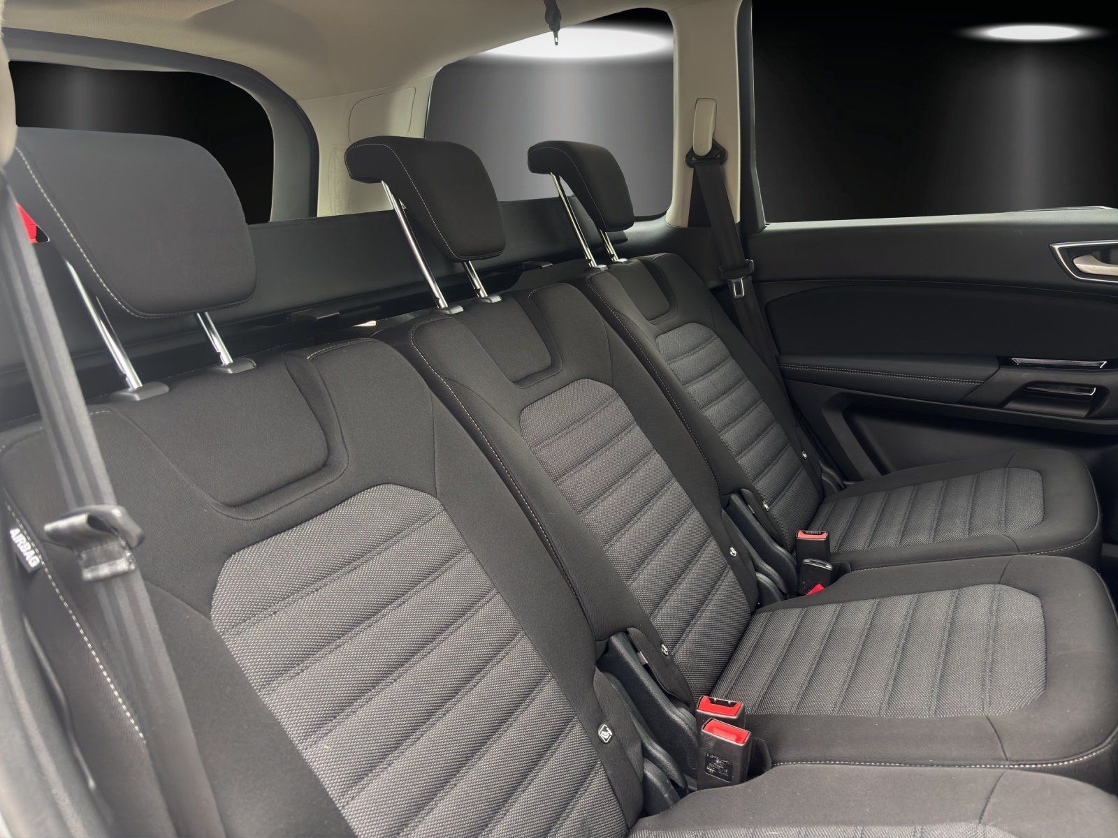 Fahrzeugabbildung Ford Galaxy 2.0 EcoBlue Titanium Start/Stopp