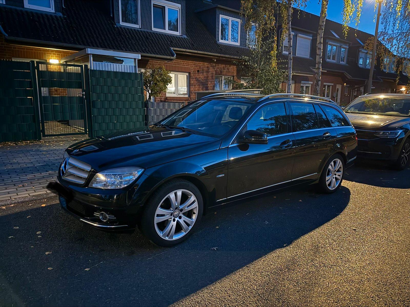 Mercedes-Benz C180 2009 — rear view
