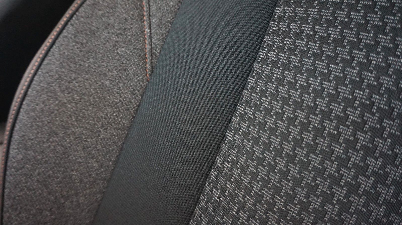 Fahrzeugabbildung Peugeot 5008 Active Business 7 Sitzer Scheckheftgepflegt