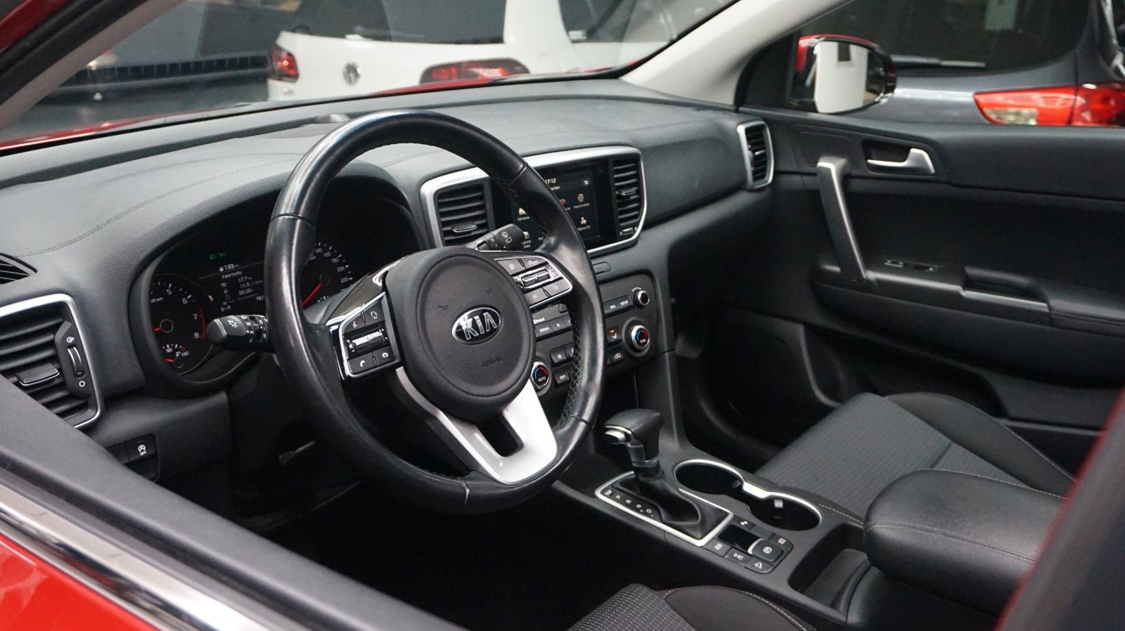 Fahrzeugabbildung Kia Sportage Spirit 4WD Pano Navi