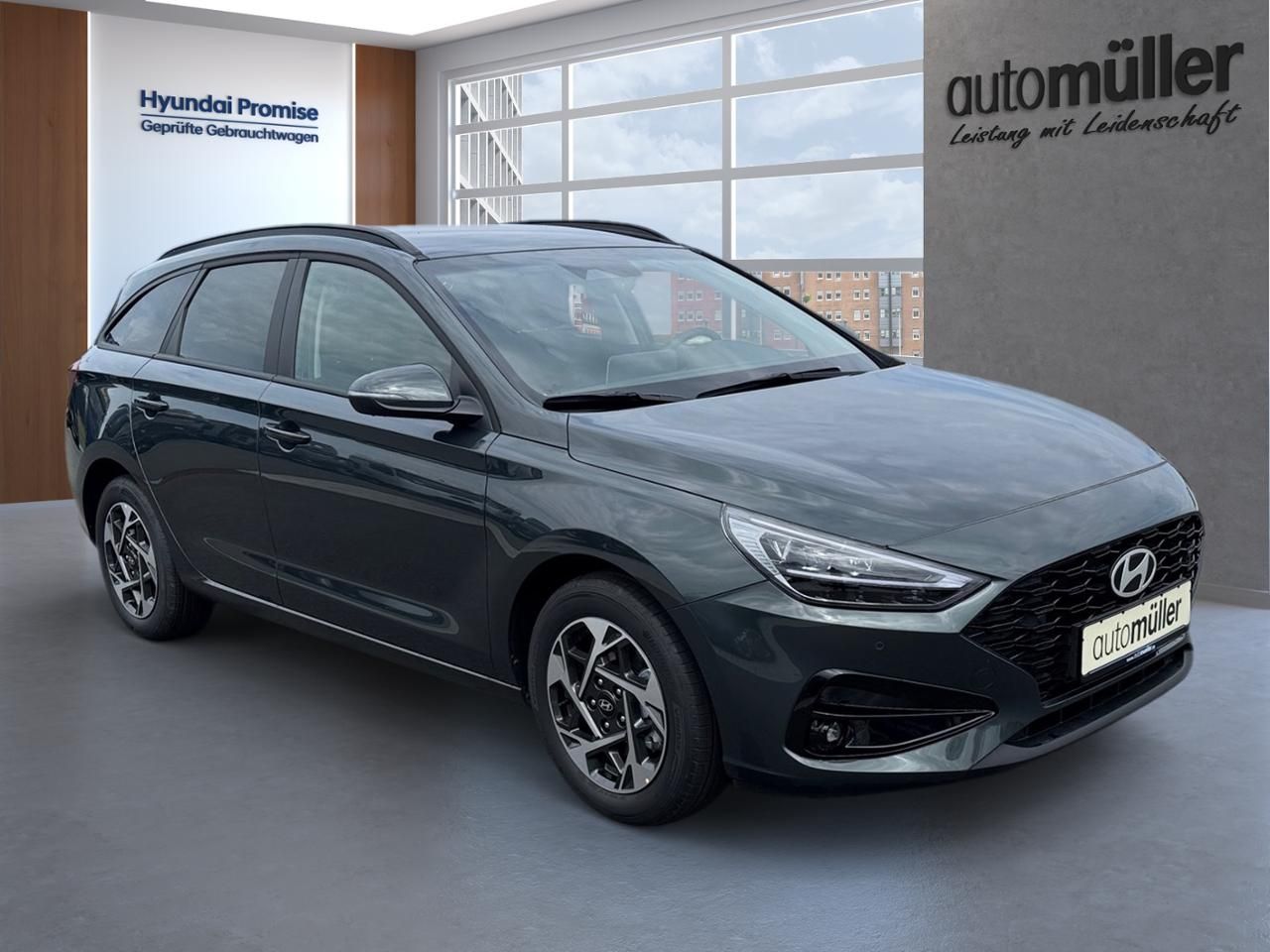 Fahrzeugabbildung Hyundai i30 ADVANTAGE *LED*NAVI*SHZ*LHZ*NAVI*USB*DAB+