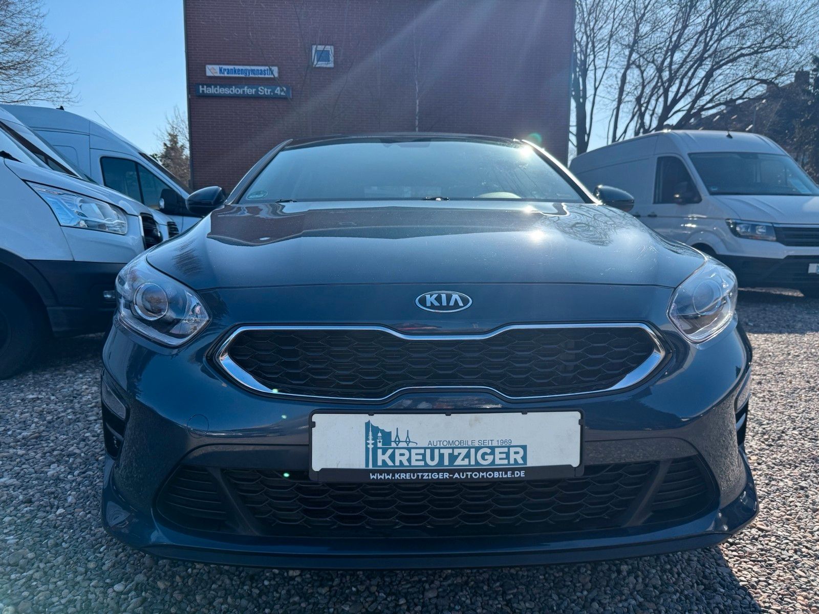 Fahrzeugabbildung Kia cee'd --Automatik--