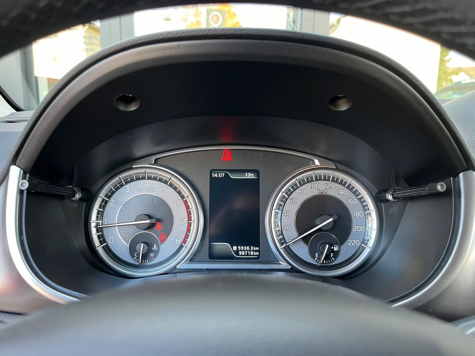 Fahrzeugabbildung Suzuki Vitara 1.4 Comfort*8xbereift*