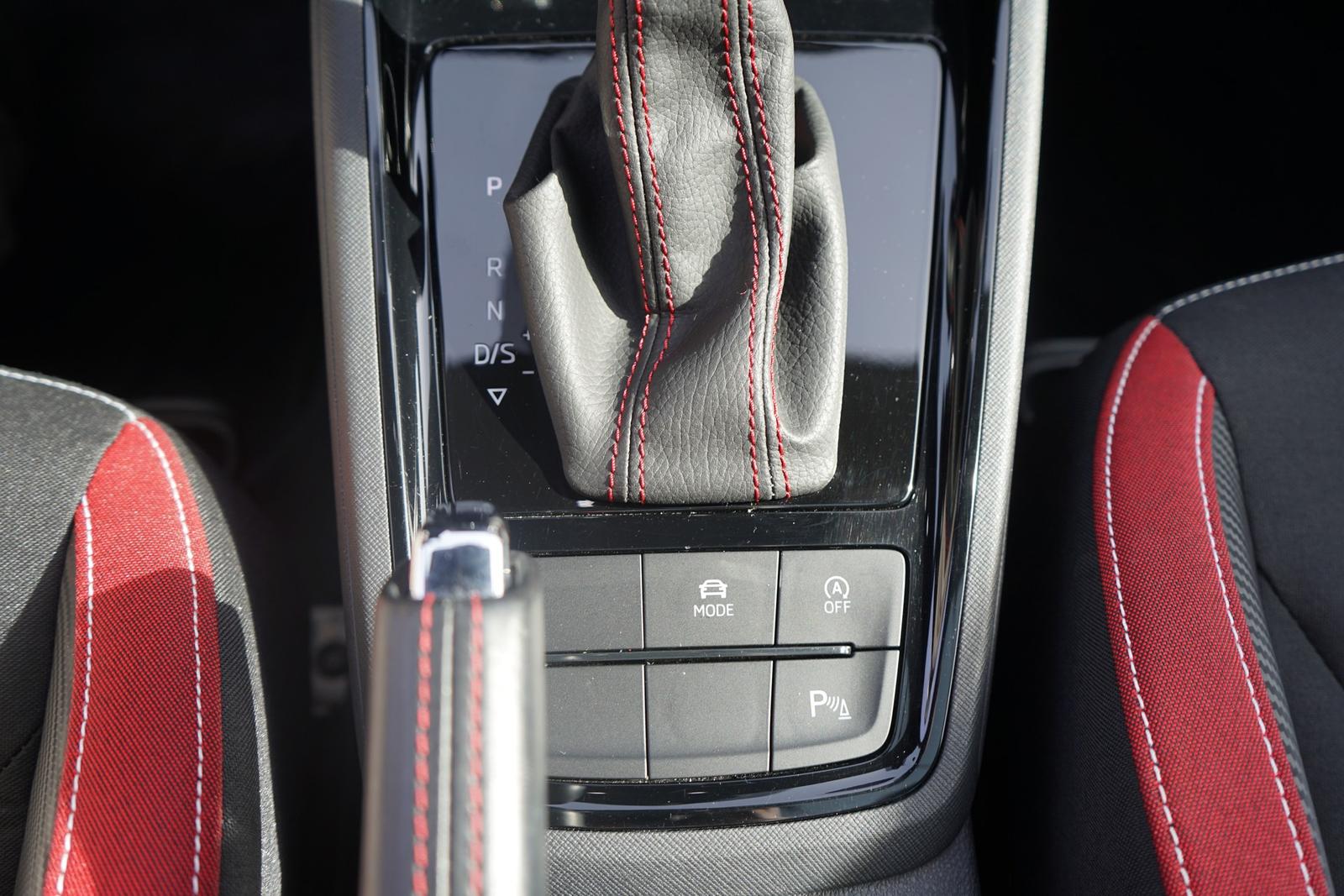 Skoda Scala 1.0 TSI DSG Monte Carlo LED Navi Panorama